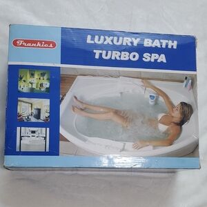 Luxury Bath Turbo Spa - White Used and It is in good working conditions